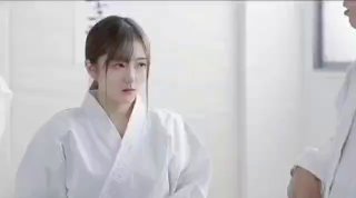 妮子i高颜值坚挺极品美乳萌妹子自慰诱惑，露奶揉搓脱掉内裤掰穴自摸毛毛浓密